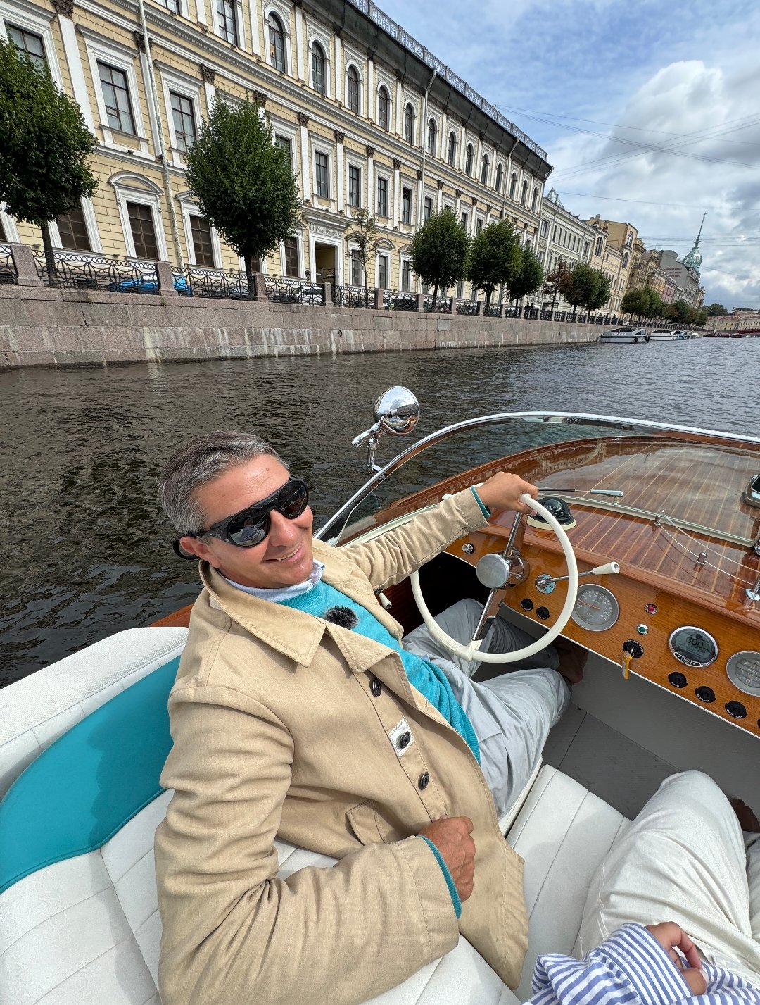 Кино про Riva Olimpic 1